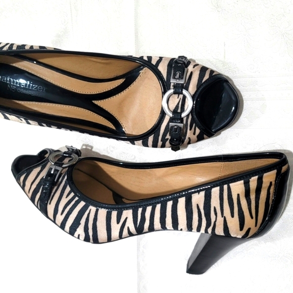 Naturalizer N5 Comfort Open Toe Zebra Pumps Size 8 - Picture 4 of 9